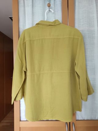 Blusa Parfois mostaza