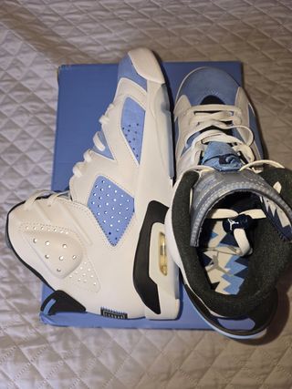 Jordan 6 University Blue (UNC) Talla 45