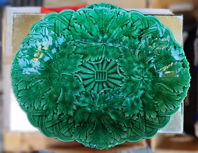 Piatto Wedgwood in ceramica verde