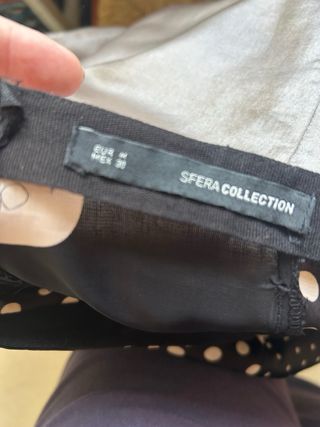 Falda Sfera lunares beige y negro arreglada 