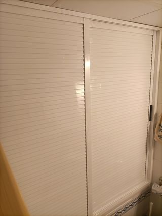 Puertas correderas aluminio estilo mallorquina