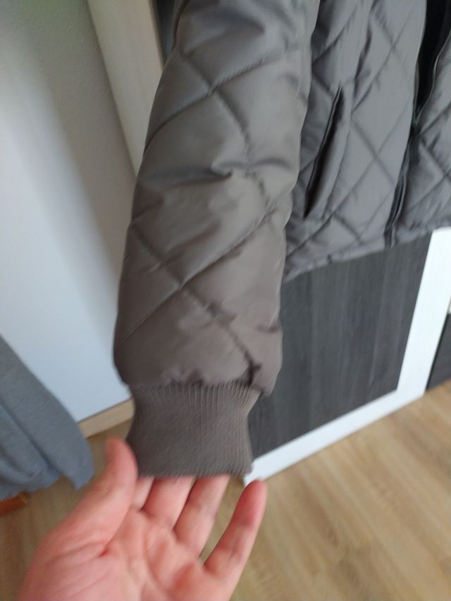 Chaqueta acolchada gris talla S
