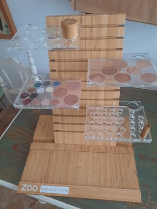 Expositor Maquillaje Zao Madera y Acrílico
