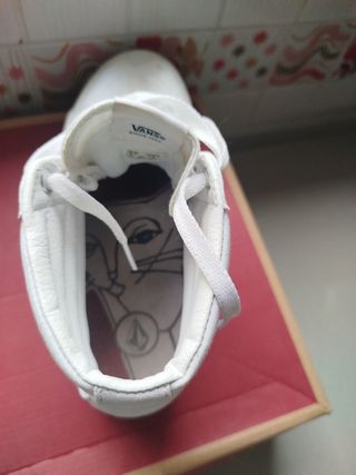 Botas VANS blancas doble suela