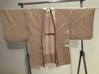 Haori (chaqueta kimono) rosado y dorado