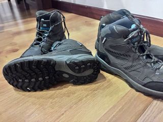 Botas de montaña