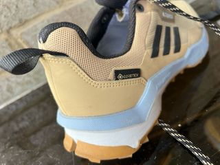 Zapatillas Adidas Terrex Gore-Tex Beige/Azul