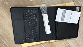 Iveoppe Teclado funda iPad Air 11 M2 2024/M3 2025