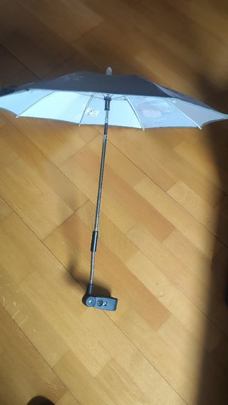 Paraguas infantil con soporte