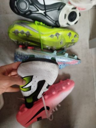 Botas de fútbol para césped