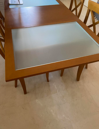 Mesa madera y cristal y 4 Sillas de Comedor