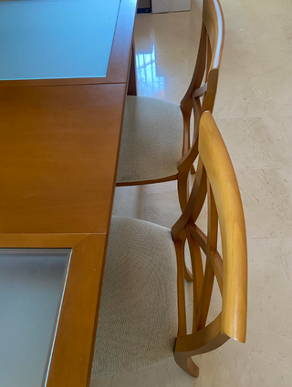 Mesa madera y cristal y 4 Sillas de Comedor