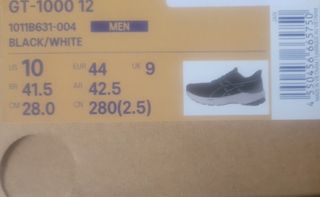 Zapatillas Asics GT-1000 12 Negras y Blancas.