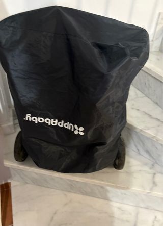 Silla de paseo UPPAbaby MINU roja.