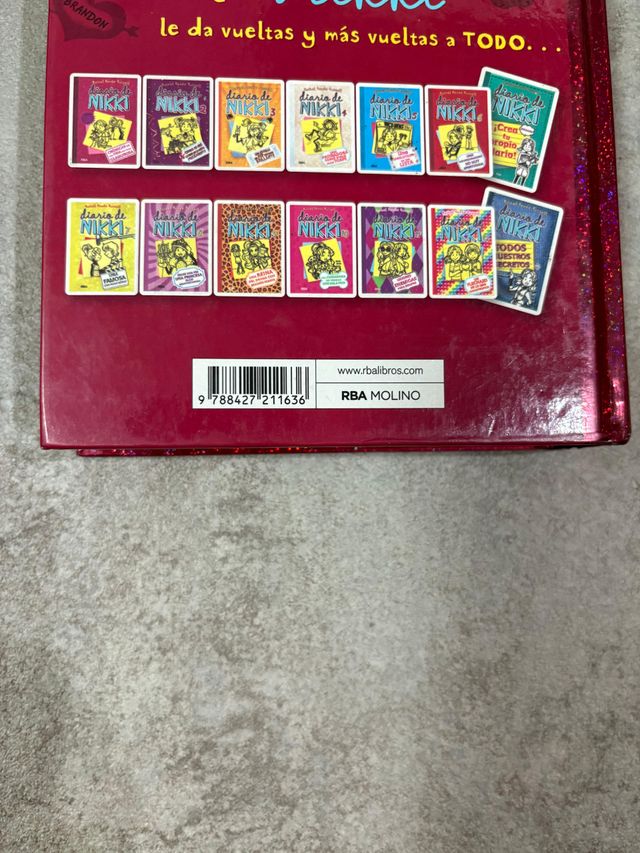 Diario de Nikki 1 - Crónicas de una vida muy po...