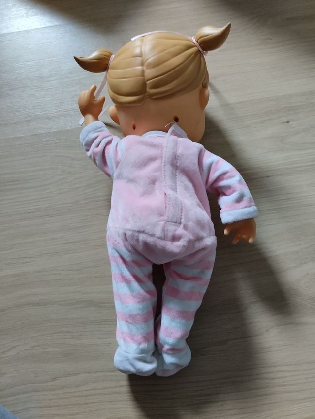 Muñeca Peke Baby Emma