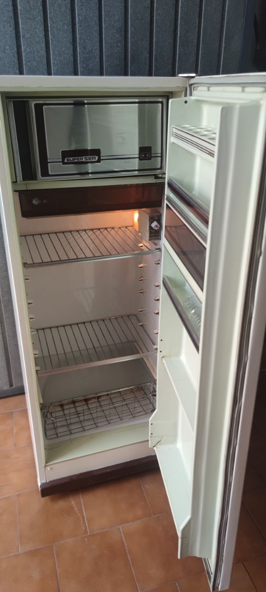 SUPER SER 300 G.L. Frigorífico