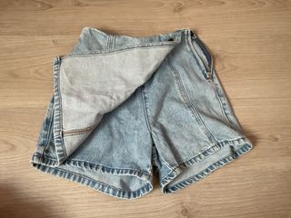 Falda pantalón vaquera Stradivarius