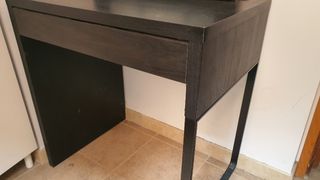 Escritorio Ikea Negro Madera y Metal