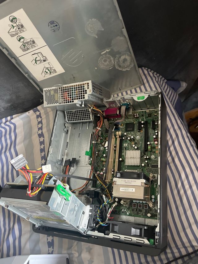 2 CPU  HP Torre Plata/Negro