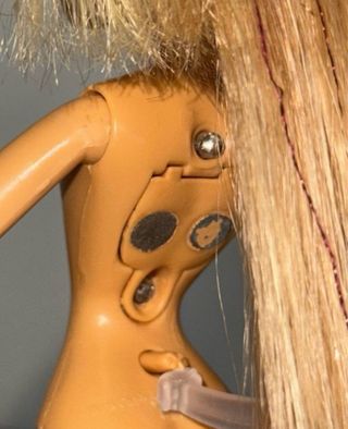 Muñeca Flora Winx Club SIN PENDIENTES