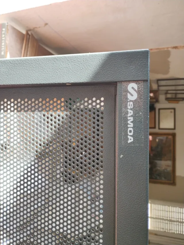 Panel de herramientas perforado Samoa work máster.