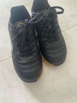 Botas fútbol niño Joma Talla 29 EU