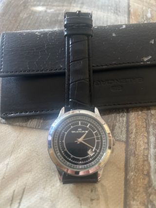 Reloj Balenciaga se escuchan ofertas