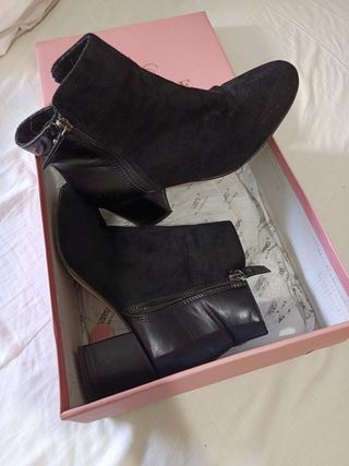 Botines negros tacón