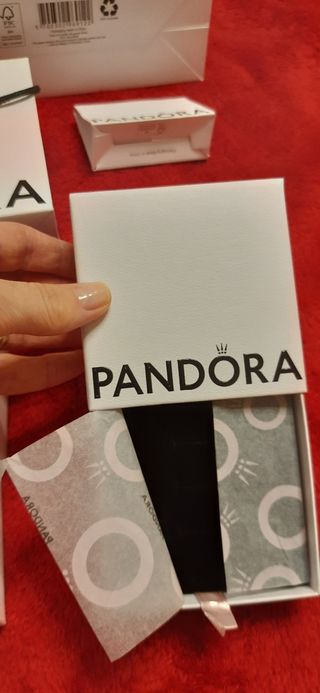 Lote 3 Cajas y 5 Bolsas Pandora