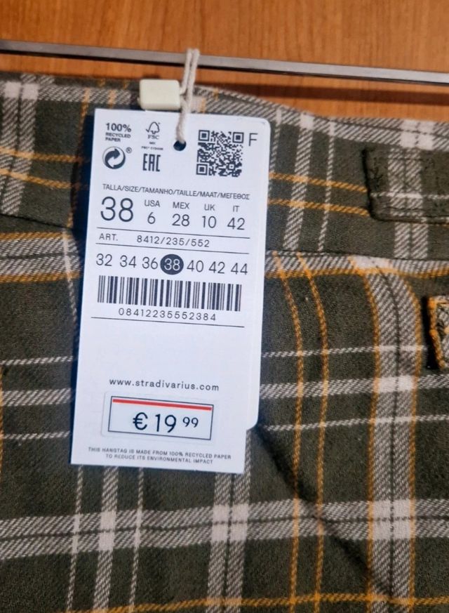 Falda de tablas Stradivarius Talla 38