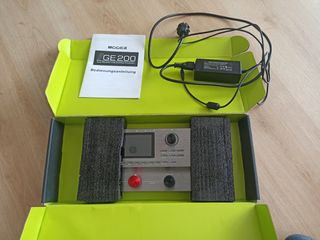 Mooer GE200 Amplificador Multiefectos