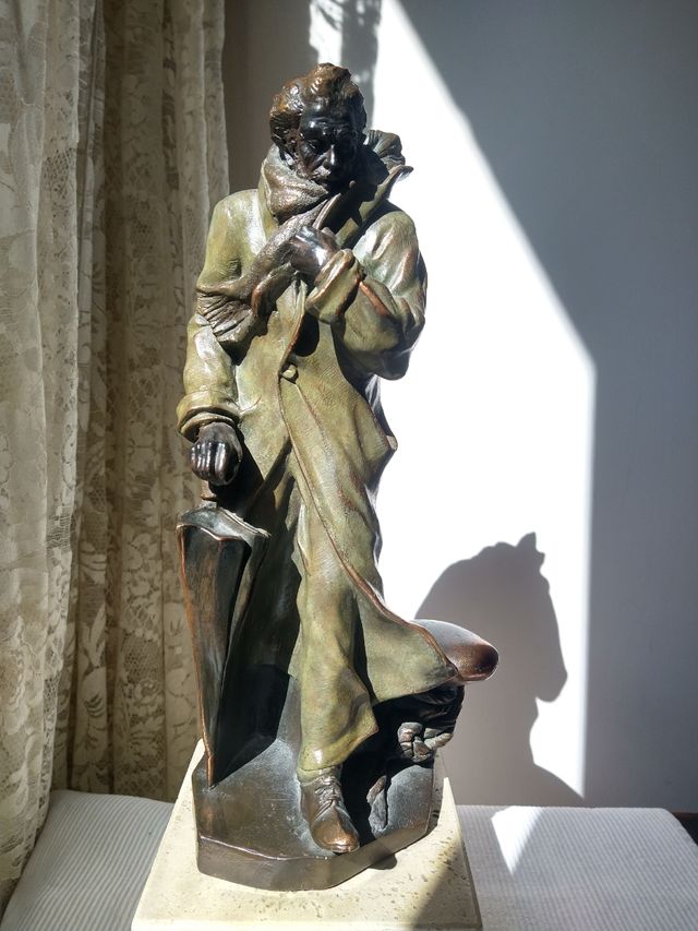 Escultura bronce Equipo Miro