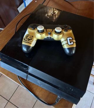 PS4 + Mando Dorado Personalizado