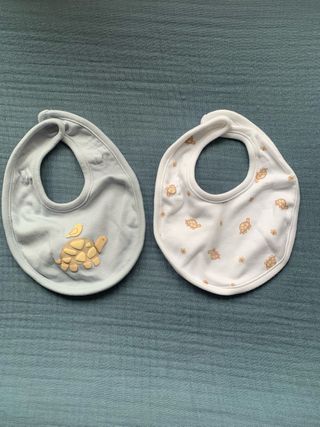 Lote 2 Baberos Bebé Tortuga y Pájaro.