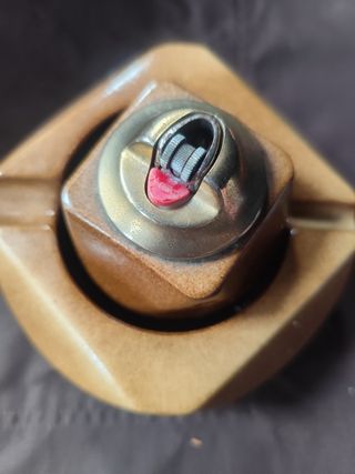 Conjunto Cenicero y Mechero Cerámica Burelarte