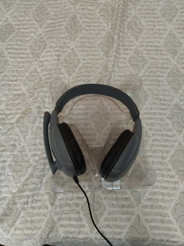 Auriculares GAMEWARE estéreo con Micro para PS4