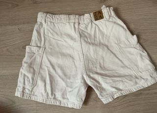 Pantalones cortos cargo Zara blancos
