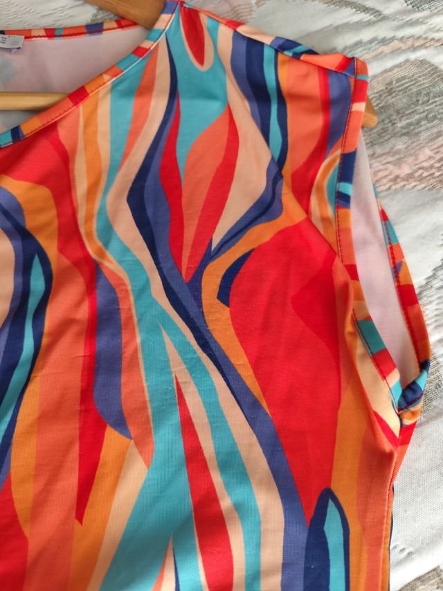 Camiseta MdM diseño moderno talla M