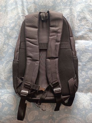 Mochila portátil Evitta negra