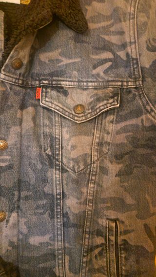 Chaqueta Levi's Camuflaje Talla L
