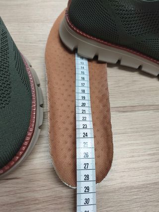 Zapatos Verdes Ligeros Talla 43