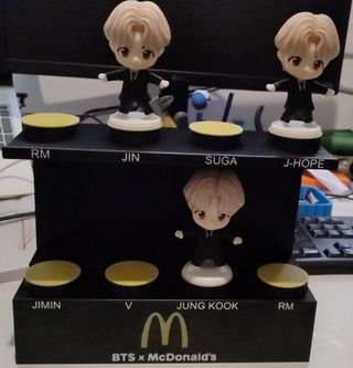 Expositor BTS McDonald's