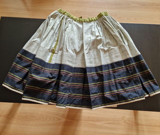 Falda Baturra Niña Verde Estampada