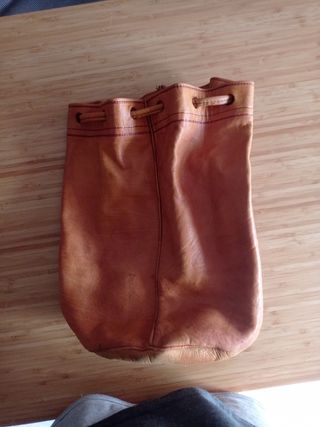 Bolsa saco de piel