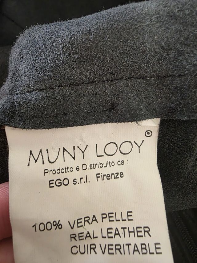 Minigonna in pelle tgS, mai stata indossata.