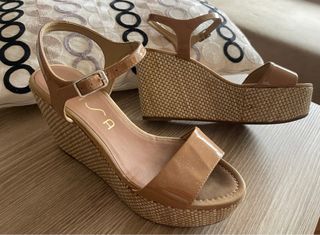 Sandalias Cuña Unisa Beige/Marrón