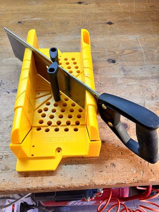 Stanley Sega Manuale con Supporto 45°