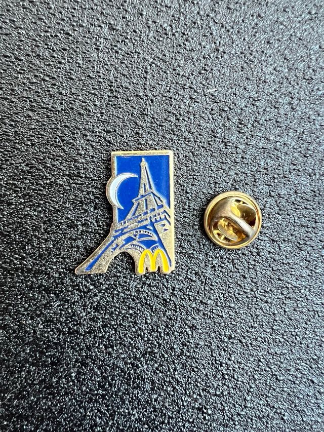 Pin Torre Eiffel McDonald's