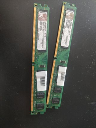 2x Kingston KVR DDR2 2GB 800MHz RAM
KVR800D2N6/2G